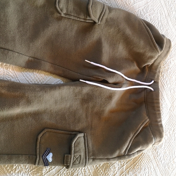 Roxy pants - Picture 3 of 3